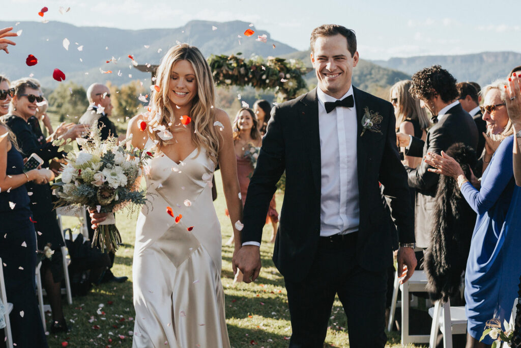 bride and groom portrait melross farm kangaroo valley