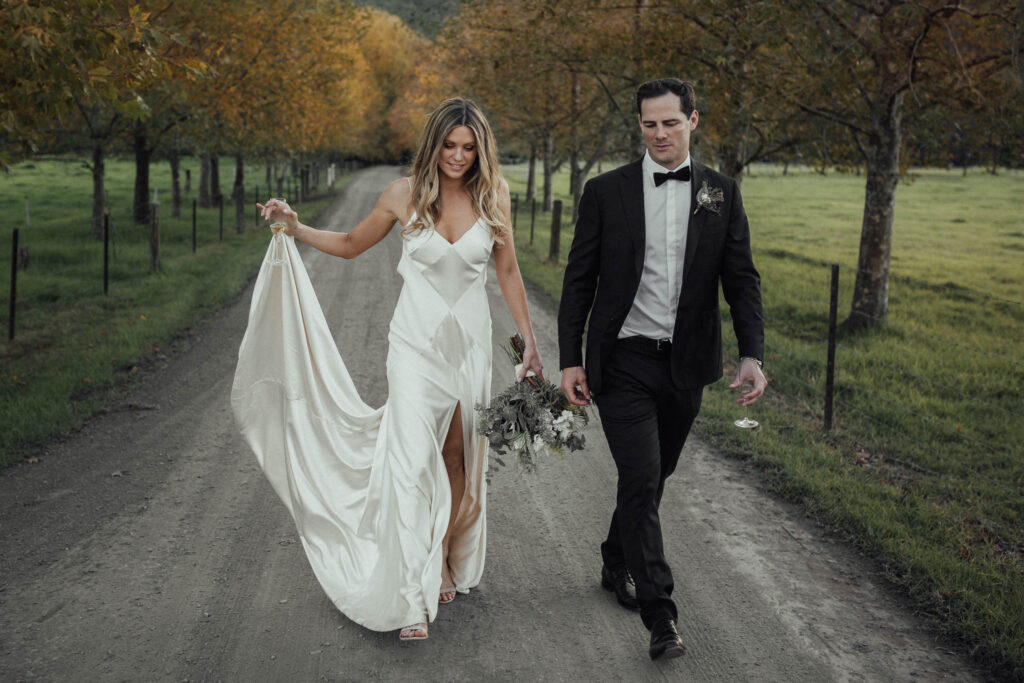 bride and groom portrait melross farm kangaroo valley